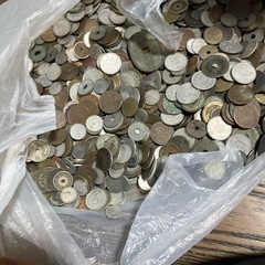 日本古銭5キロまとめ売りの画像