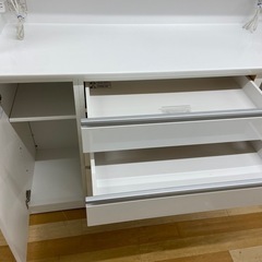 【トレファク ラパーク岸和田店】レンジボード ニトリ 2枚スライド扉 スライド台 レジューム150 ホワイト 290の画像