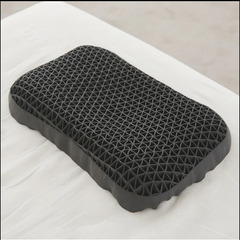 【未使用美品】ヒツジのいらない枕プレミアム＋枕カバー2枚付属の画像