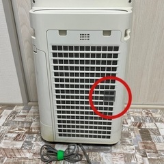 ★お取引引き中★SHARP 加湿空気清浄機 KC-E50-W 2016年製の画像
