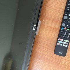 TCL スマートテレビ　壁掛け専用　取り付け器具付き　動作確認済みの画像