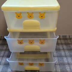 プーさんの3段チェスト衣装ケースの画像