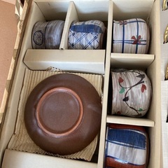 食器　4セットの画像