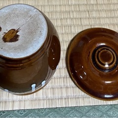 甕（かめ）蓋付きの画像