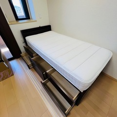 シングルベッド良品
の画像