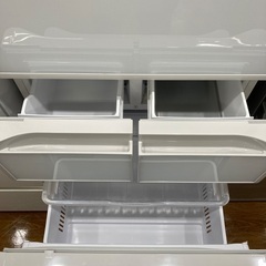 5ドア冷蔵庫 HITACHI R-S40R(XW)の画像