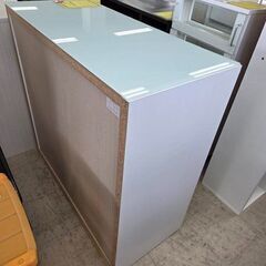 J8543【リユースのサカイ柏店】シギヤマ家具 4段チェスト W100チェスト ガラス天板チェスト クリーニング済の画像