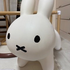 すべり台とミッフィーのバンボの画像