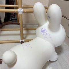 すべり台とミッフィーのバンボの画像
