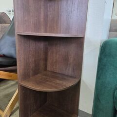 J8545【リユースのサカイ柏店】 コーナーラック クリーニング済の画像