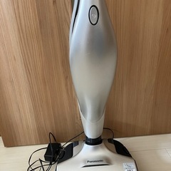 パナソニック スティック＆ハンド掃除機2022年製の画像