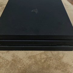 PS4 pro 1TB  の画像