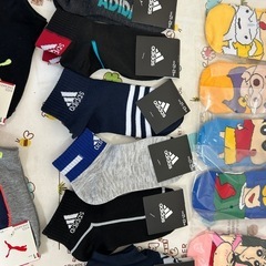 靴下　21〜23cm 新品　adidas PUMA クレヨンしんちゃんの画像