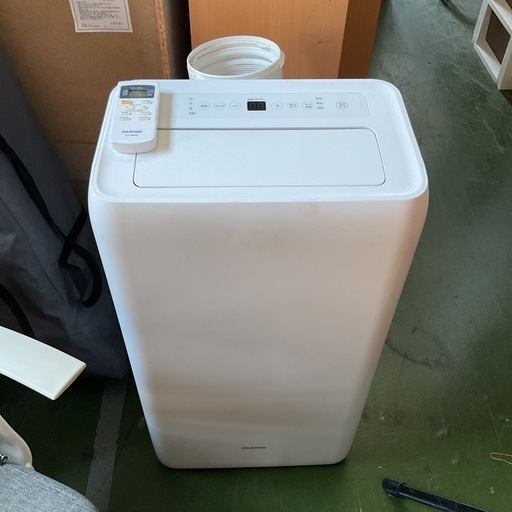 ポータブルクーラー　IPA-2822G  2022年　中古