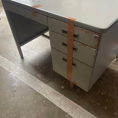 事務用デスク(机のみ)の画像