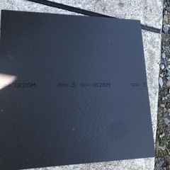 毎週少しずつ捨てます　1枚¥25訳あり　タイルカーペット　280枚　シミ汚れありの画像