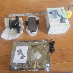 卓上または車載ワイヤレス充電器の画像