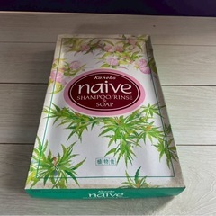 C64 【新品】 未使用 ギフトセット kanebo naive カネボウ 化粧石鹸 固形石鹸 植物性 ソープ アロエエキス シャンプー リンス の画像
