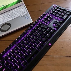 ゲーミングキーボードの画像