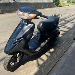 2stディオ！ライトカウルの爪の割れがあるため格安出品！早い者勝ちですの画像