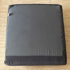 ☆IKEイケア ソファ クッション グレー ファブリック カバー取り外し可能 の画像