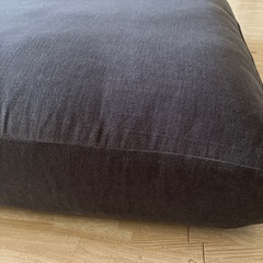 ☆IKEイケア ソファ クッション グレー ファブリック カバー取り外し可能 の画像