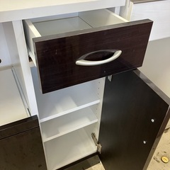 I 2507-782 食器棚 上下分割不可 固定ネジあり キズ汚れ有りの画像