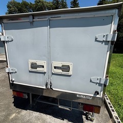 小型中古保冷車用アルミコンテナ　物置•倉庫などにの画像