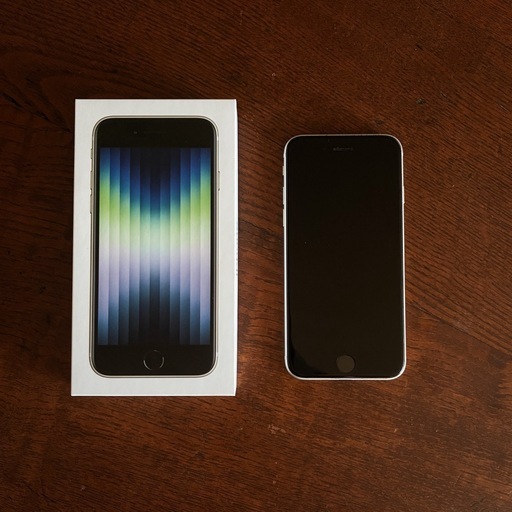iPhone SE 第3世代 スターライト 256GB (食器) 高蔵寺の