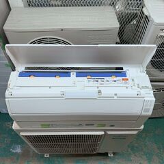 K06393 中古エアコン 富士通 2019年製 主に18畳用 冷房能力 5.6KW / 暖房能力 6.7KWの画像