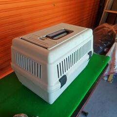 アイリスオーヤマ　HC-730 トラベルキャリーケース　犬舎　中型犬の画像