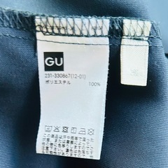 gu エアリー2wayフレアスリーブブラウス　ネイビー　Mサイズ　綺麗め　仕事着の画像
