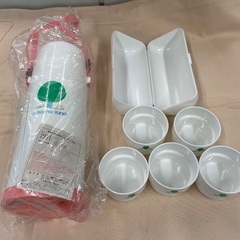 水筒、コップセットの画像