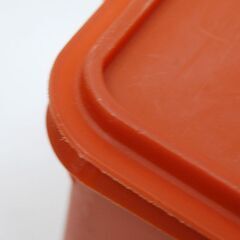 TUPPER WARE 収納ケース 2個セット 幅34×奥34×高15cm オレンジ 密閉容器 タッパーウェアの画像