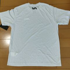 RVCA Tシャツ Mサイズの画像