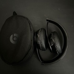●Beats solo3 bluetooth & 有線 ヘッドホン　グロスブラックの画像