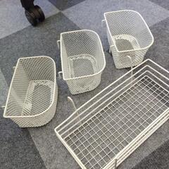 カゴ4個の画像