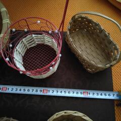 小さいかご　籐小物の画像