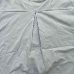 UNIQLOフレンチスリーブTシャツ　サイズ120cmの画像