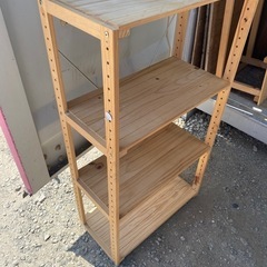 収納棚の画像