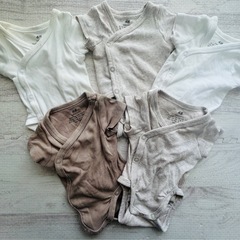 低出生体重児服  H&M 半袖ロンパースとパンツ 10点セット 45サイズの画像