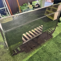 厨房機器　ステンレス　作業台の画像