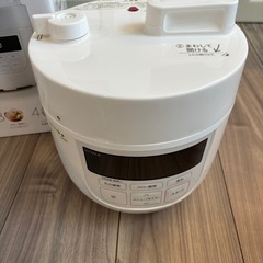 【美品】siroca 電気圧力鍋 SP-D131(W)の画像