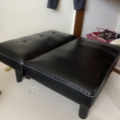黒　ソファー　調整付きの画像