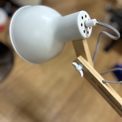 デスクライト　ホワイト　ウッドの画像
