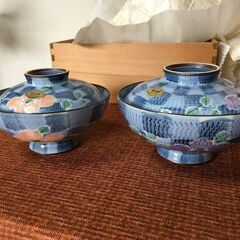 ワンコイン【未使用品/陶磁器】有田焼 夫婦茶碗 椀 湯のみ 湯飲み 蓋付 揃え 器 裏印 昭和？和食器 工芸品 美術の画像