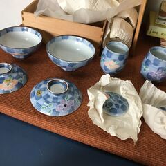 ワンコイン【未使用品/陶磁器】有田焼 夫婦茶碗 椀 湯のみ 湯飲み 蓋付 揃え 器 裏印 昭和？和食器 工芸品 美術の画像