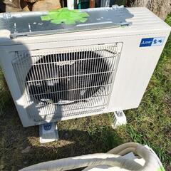 MITSUBISHI/三菱電機 ルームエアコン 霧ヶ峰 MSZ-R7123S-W 単相200V/ 2023年製 冷房23畳の画像