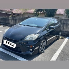 トヨタ プリウス Gsの画像