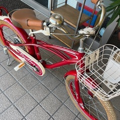 18インチ　ビーチクルーザー　子供　
自転車の画像